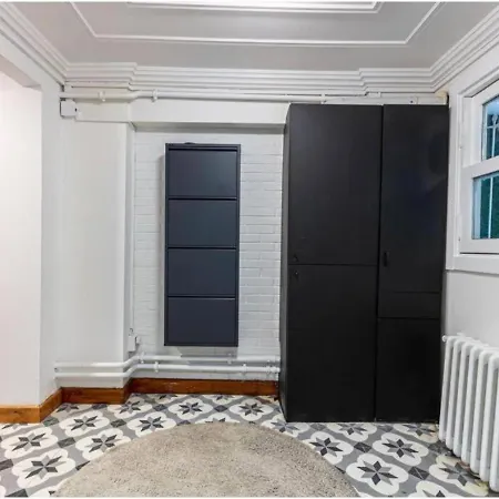 Apartamento 4-br Historical With 5 Ba, Great Location Estambul